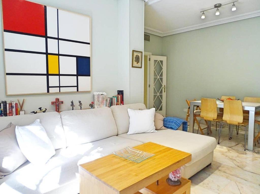 Beyourself By Sevillaluxurysuites Sevilha Exterior foto