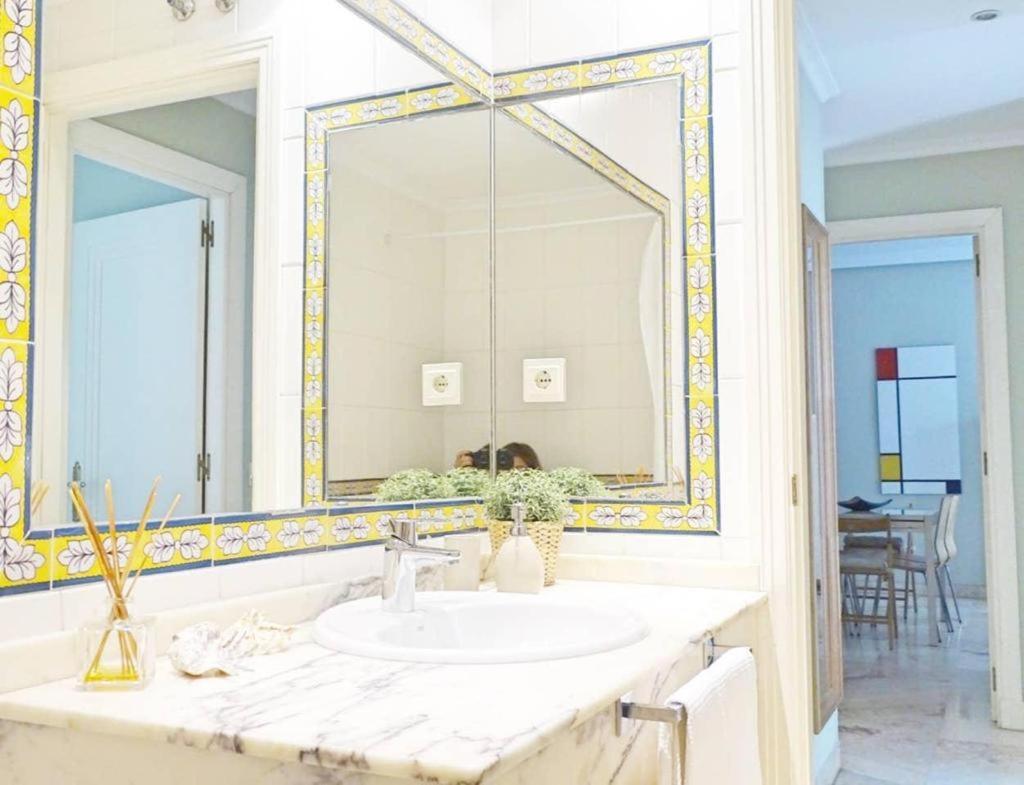 Beyourself By Sevillaluxurysuites Sevilha Exterior foto